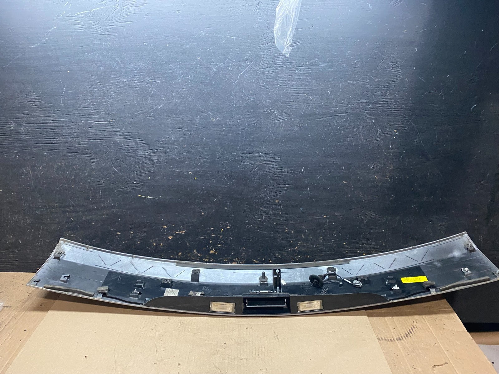 2011-2018 Dodge Grand Caravan Rear Tail Gate Trim Molding Panel OEM u7439 DG8