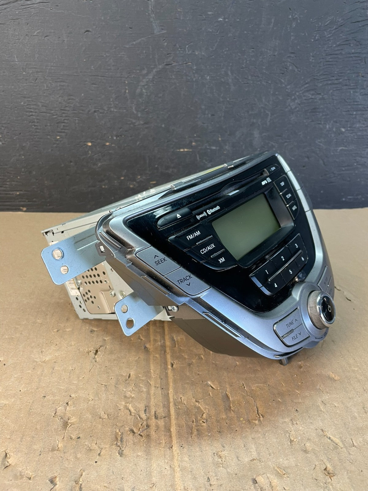 2011-2013 Hyundai Elantra Center Radio Climate Control Air Vent Bezel AD5975 DG1