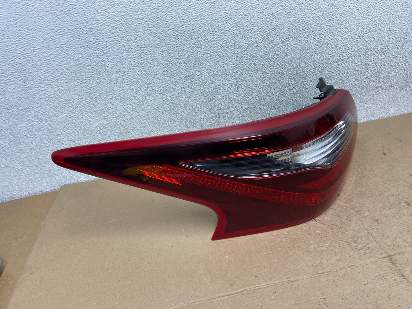 2016 2017 2018 Nissan Altima Left Driver LH Side Tail Light AF4788 LK2