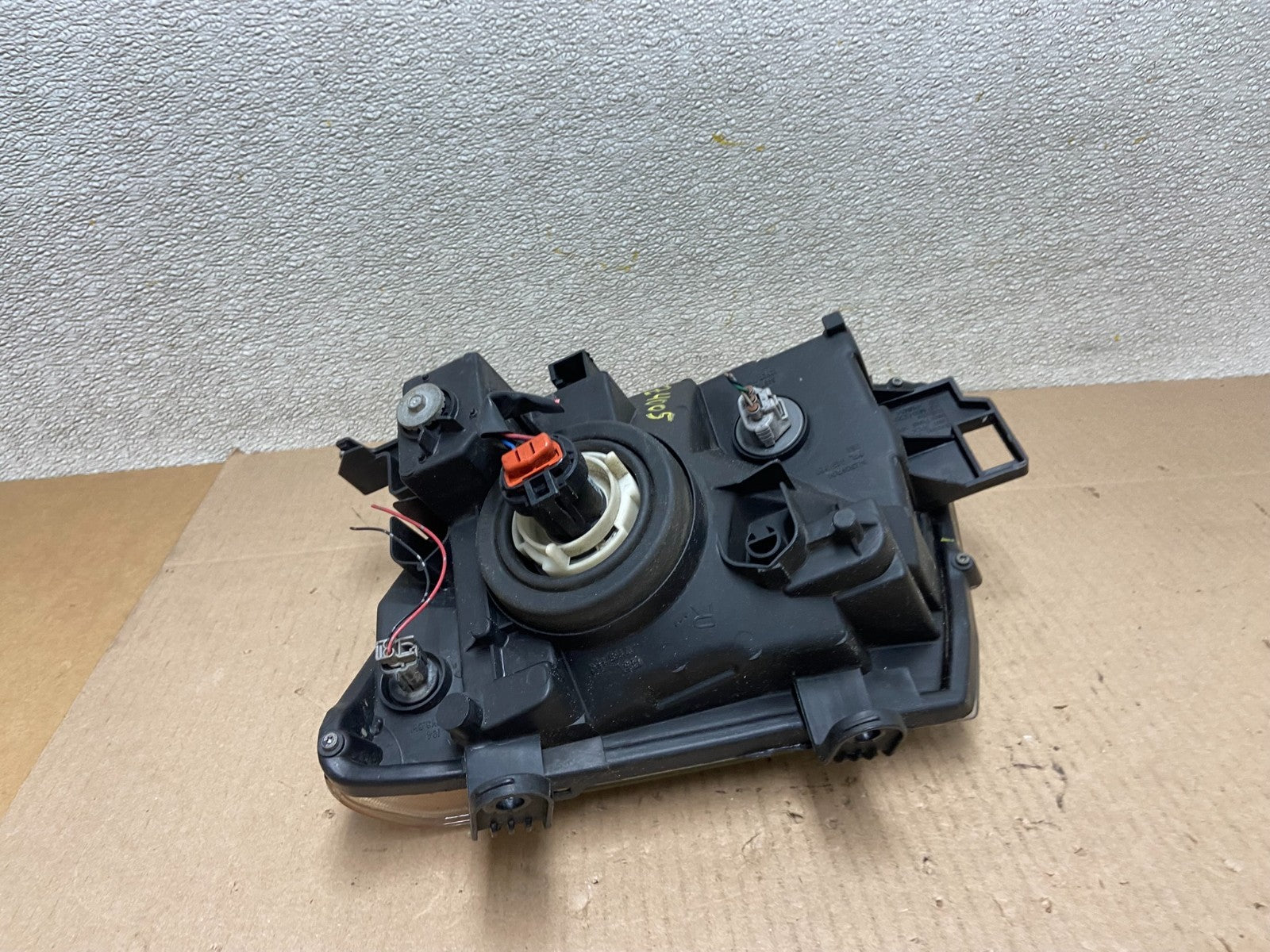 2005-2015 Nissan Xterra Right Passenger RH Headlight OEM Z4005 DW9