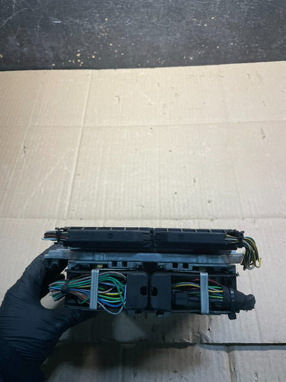 1999 to 2005 Mercedes E320 CLK320 Engine Control Unit ECU Module Oem X8380 DG1