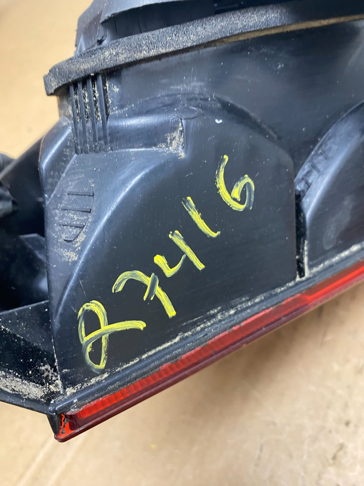 1996-2000 BMW 5-SERIES E39 528i 540i Left Driver Side LH Tail Light Oem Q7416 DW6