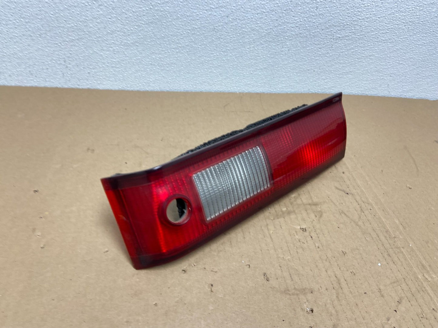 1997 1998 1999 Toyota Camry Tail Light Inner Right Passenger Oem AB6408 DW2