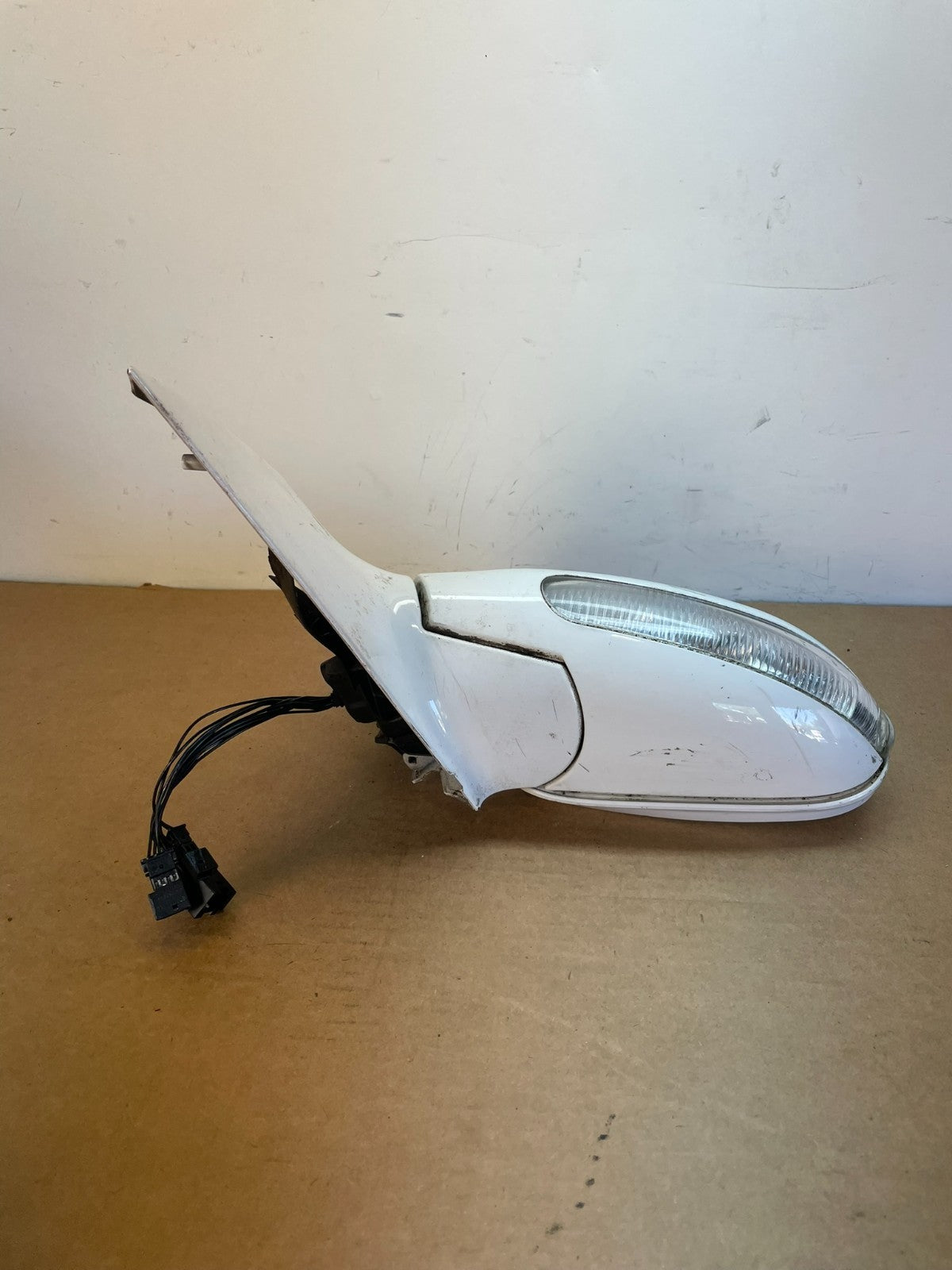 2000 to 2003 Mercedes CLK 320 430 Left Driver LH Side View Mirror AF8616 DG3