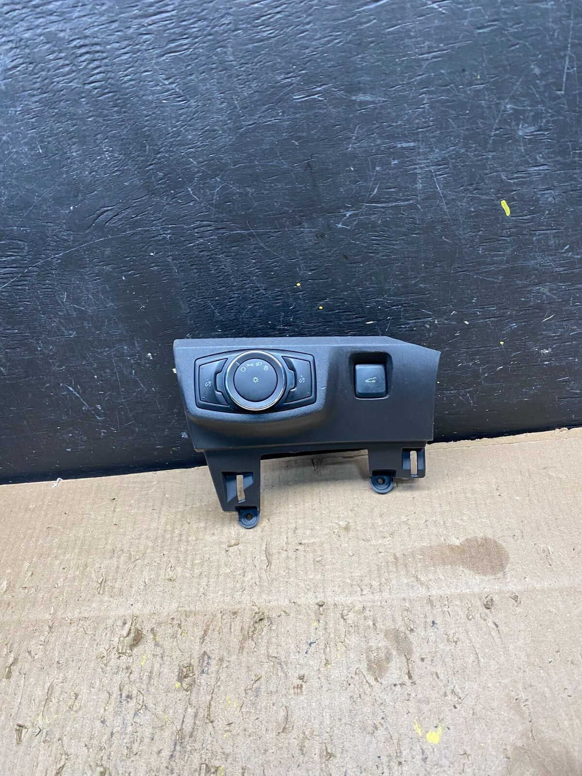 2013 - 2016 Ford Fusion Automatic Headlight Switch Panel N0415 DG0