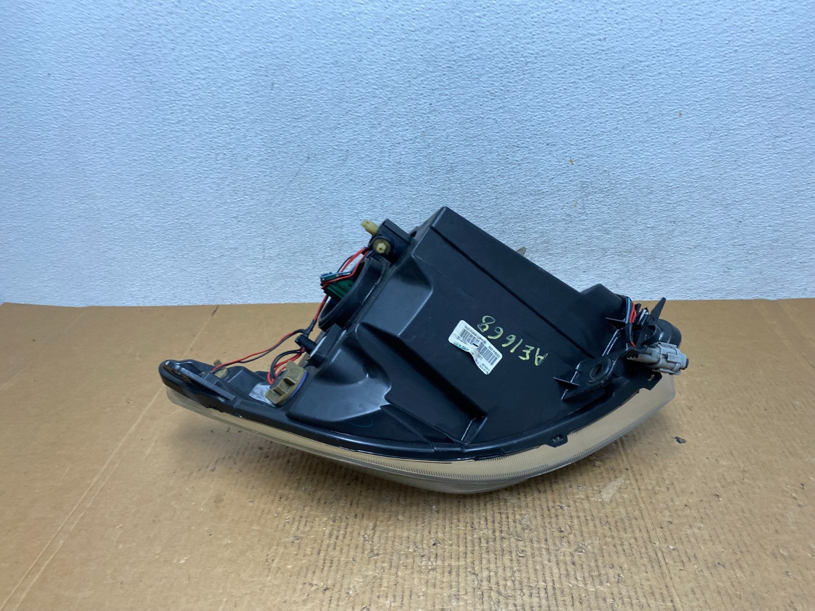 2010 2011 2012 Nissan Sentra Halogen Right Passenger RH Side Headlight AE1668 DW4