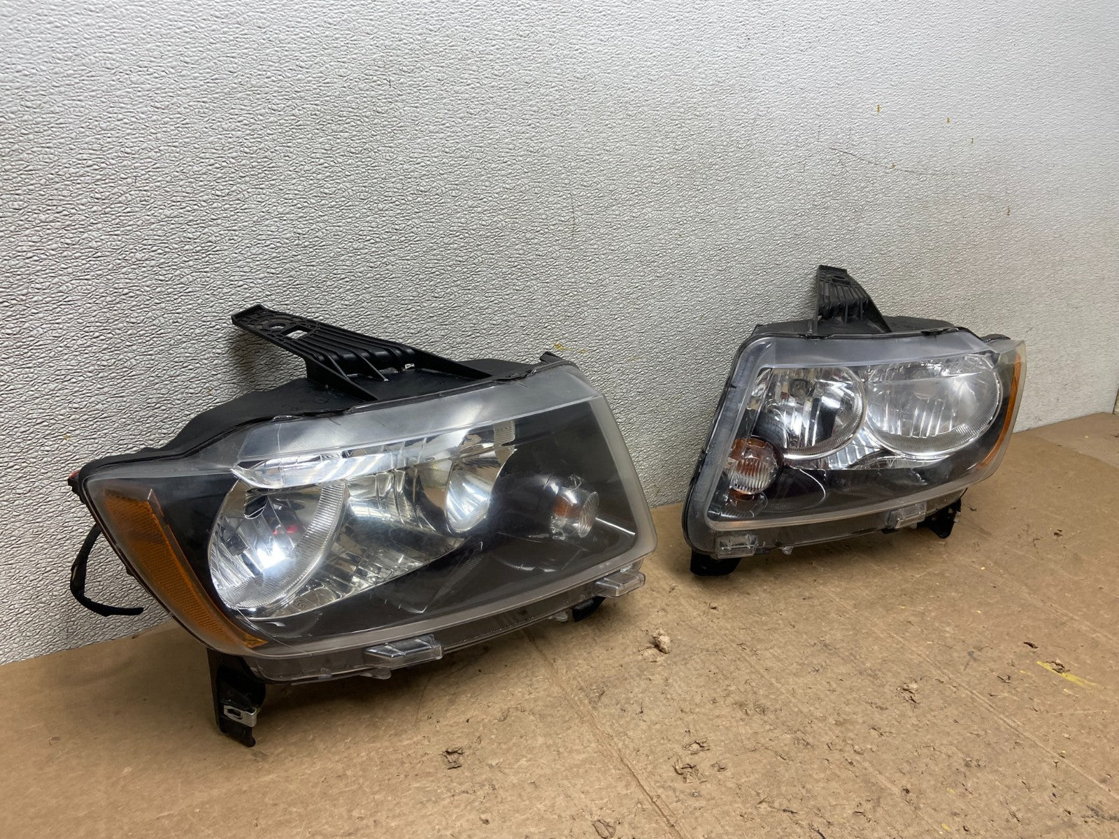 2011-2013 Jeep Grand Cherokee Left+Right Halogen Headlights DEPO AA5071 DW2