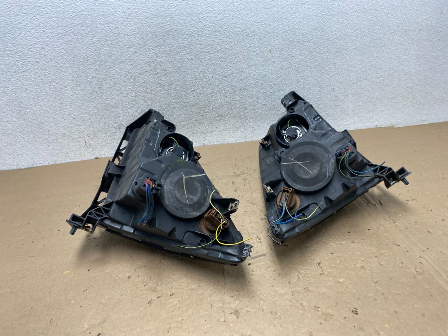 2006 to 2009 Mercury Milan Headlights Left+Right Halogen AG5684 DW10
