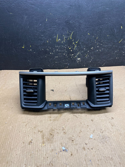 2013 to 2020 Nissan Pathfinder Center Dash Radio Trim Bezel  Surround Z4341 DG0