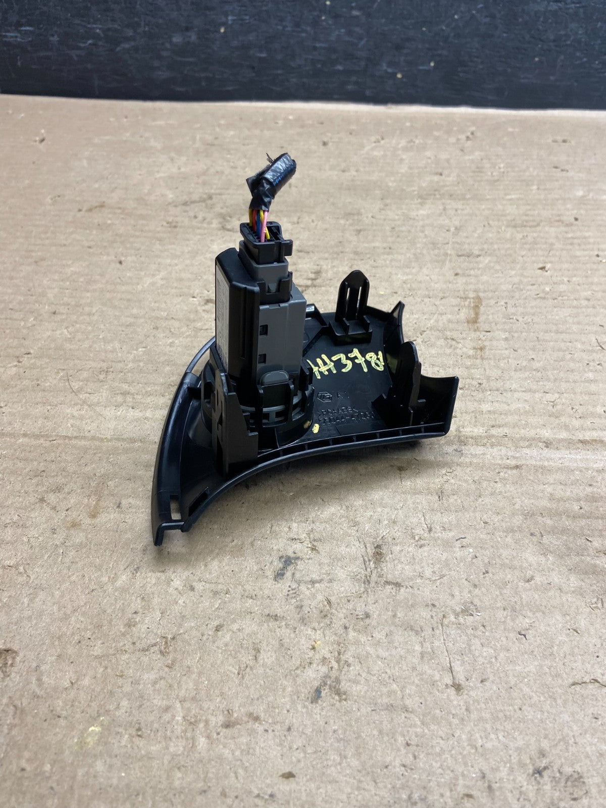 2010-2015 Toyota Prius Dash Start Stop Button Ignition Switch Bezel AH3783 DG4