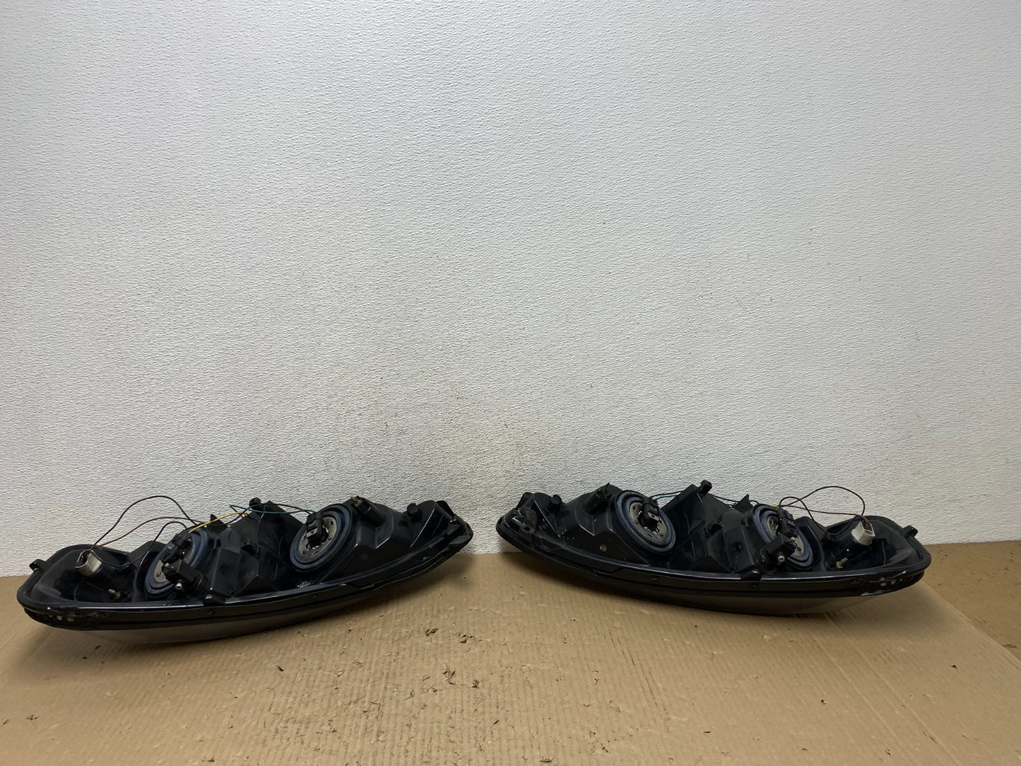 2004 to 2008 Pontiac Grand Prix Left+Right Side Black Headlights AF2874 DW6