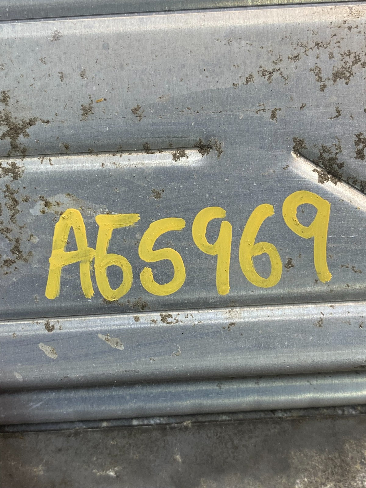 2001-2002 Silverado Tahoe Engine Computer Module 12200411 ECM ECU AG5969 DG3