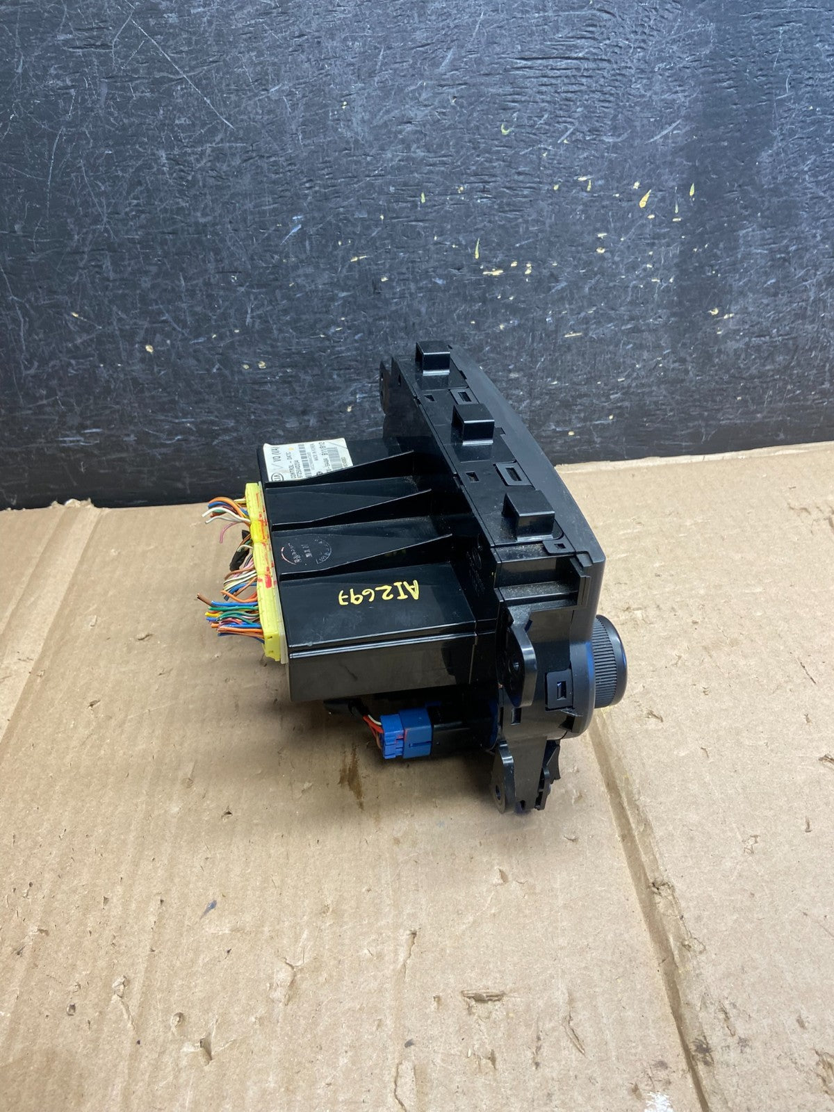 2006 - 2012 Kia Sedona AC Temperature Climate Control Switch AI2697 DG1