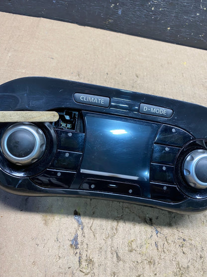 2011 to 2014 Nissan Juke  A/C Temperature Climate Control Panel OEM R8631 DG2