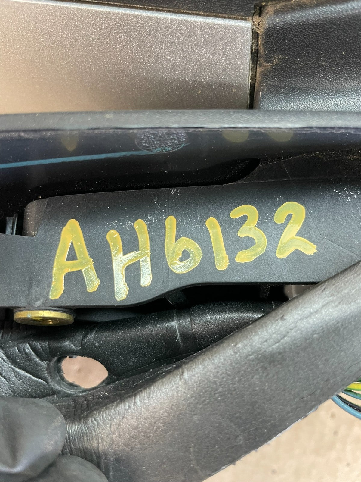 2012-2014 Ford Focus Right Passenger View Door Turn Sgn Mirror AH6132 DG8