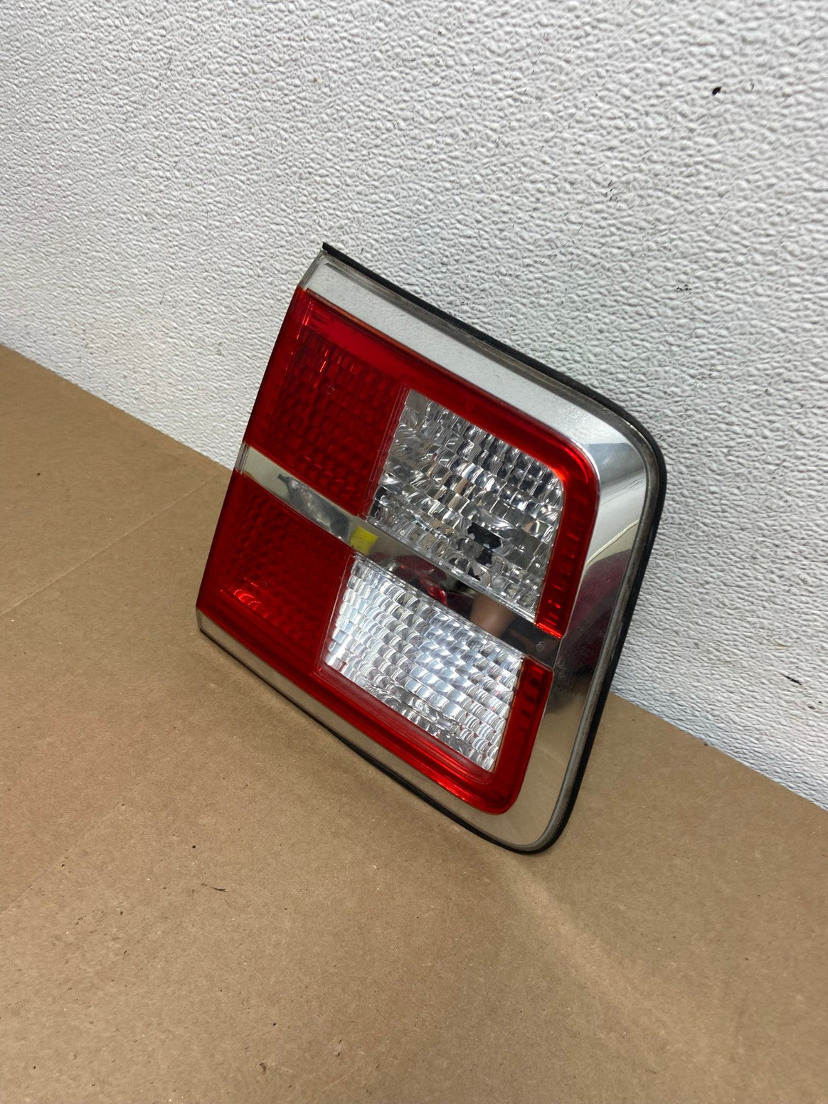 2007 to 2010 Saturn Outlook Left Driver LH Inner Tail Light OEM AC5557 LK1