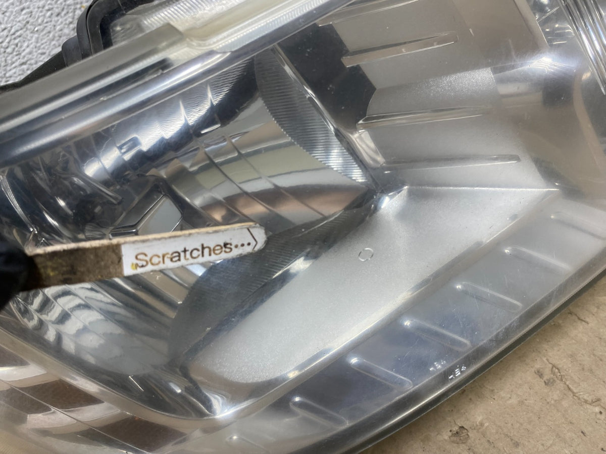 2009 to 2017 Dodge Journey Headlight Right Passenger Rh Halogen AH6922 DW3