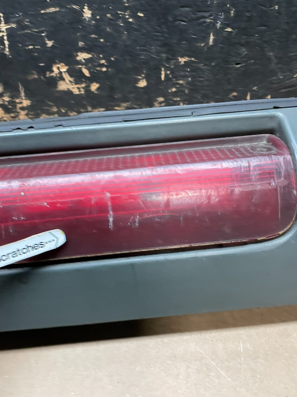 1996 to 2002 Chevrolet Express 3rd Third Brake Light Trim Spoiler y9320 DG3