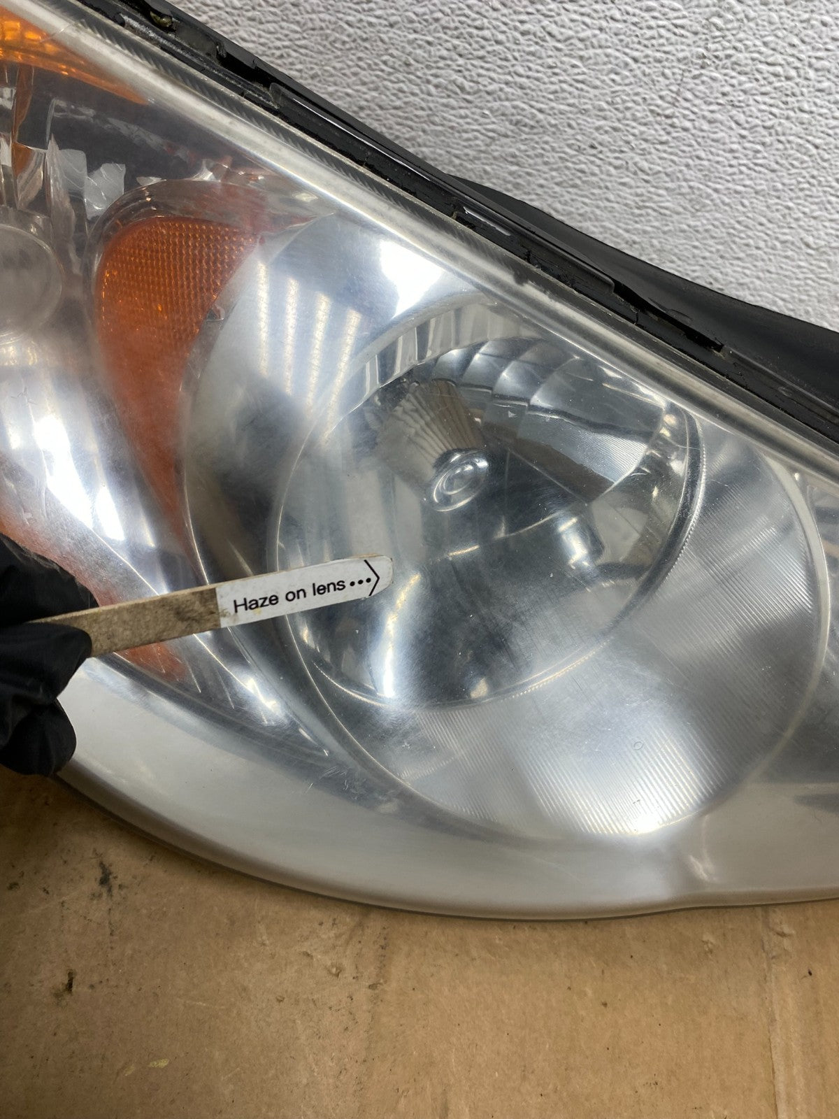 2007 2008 2009 2010 Hyundai Elantra Right Passenger Side Headlight AC8570 DW4