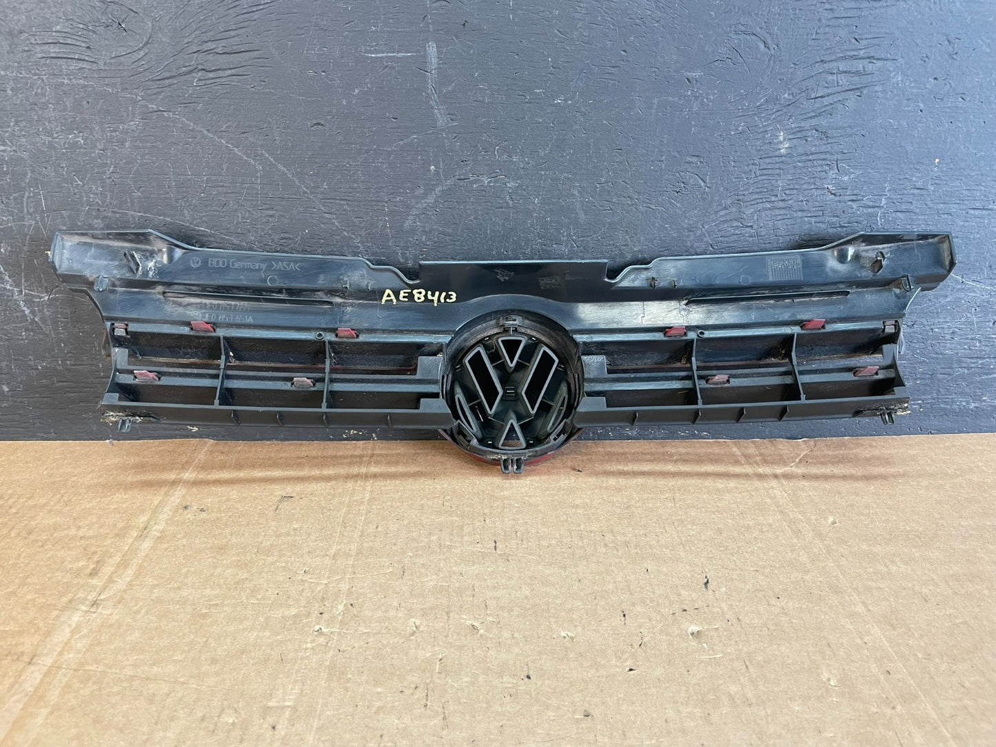 1999 to 2002 Volkswagen Golf Cabrio Front Bumper Grill Grille AE8413 DG3