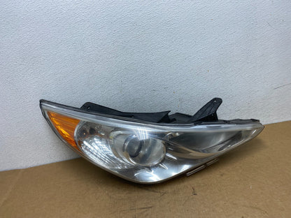 2011 - 2014 Hyundai Sonata Right Passenger Rh Side Headlight Halogen AD6225 DW0