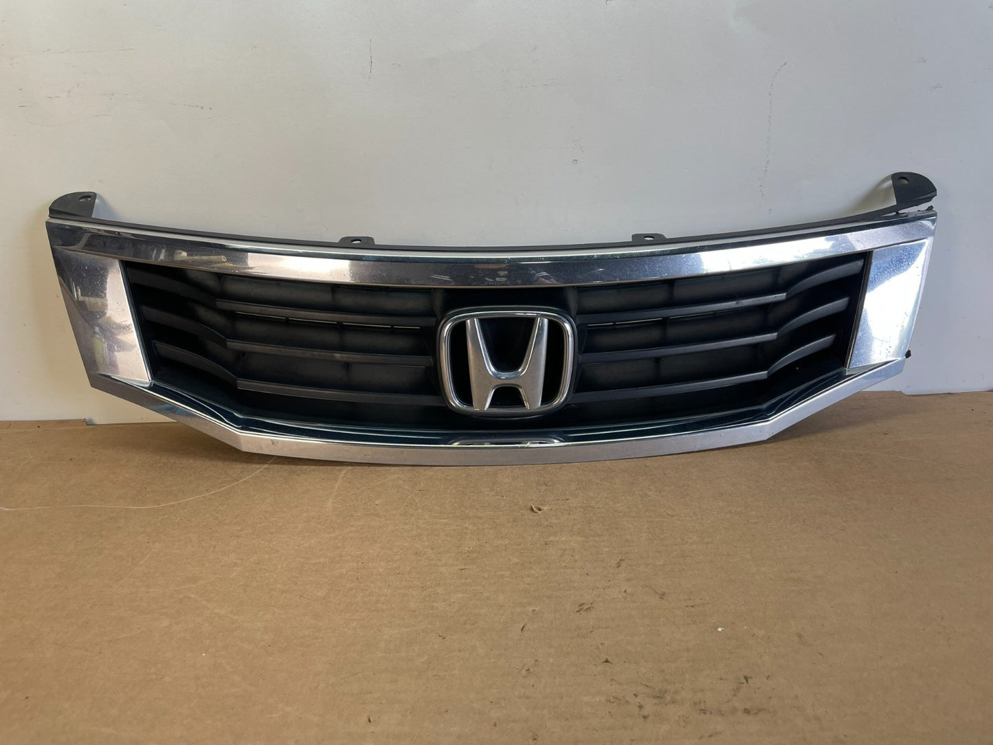 2008 2009 2010 Honda Accord Sedan Front Upper Grill Grille ag0852 DG0