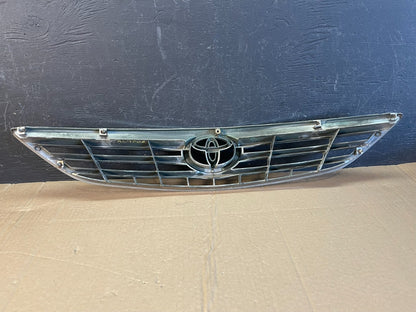 2005 to 2006 Toyota Camry Front Upper Grill Grille AC9704 DG3
