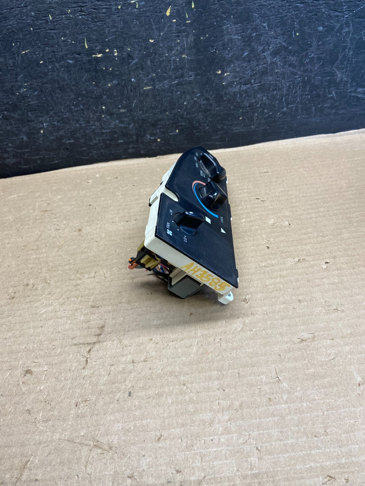 1997-2014 Ford Van Econoline E150 E250 Heater Climate Fan Control ah3585 DG1