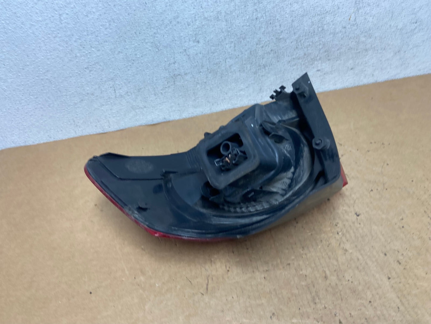 2010 to 2014 Volkswagen Golf & GTI Hatchback Left Side Tail Light AD4728 LK4