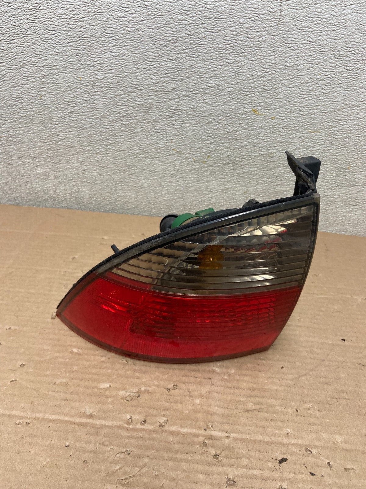 2003 2004 2005 2006 Lincoln Ls Left Driver LH Tail Light Oem AA8793 DG0