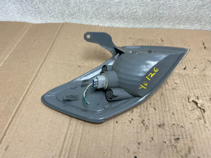 2000 - 2001 Toyota Camry Front Left Driver Lh Turn Signal Y0126 DW7