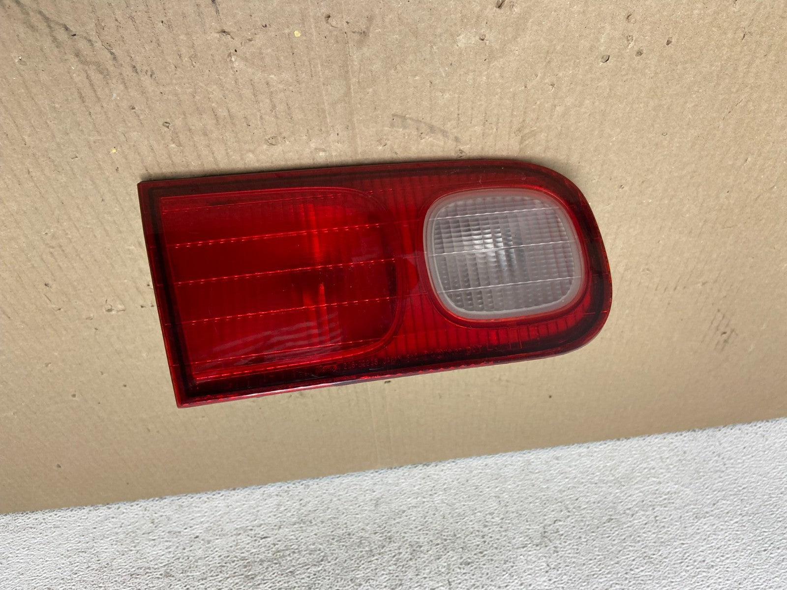 1998 to 2001 Acura Integra Left Driver LH Side Inner Tail light AE9542 DG0
