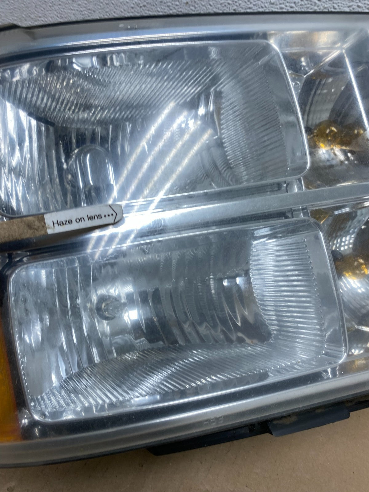 2007 - 2014 GMC Sierra Right Passenger RH Halogen Headlight AF3034 DW4