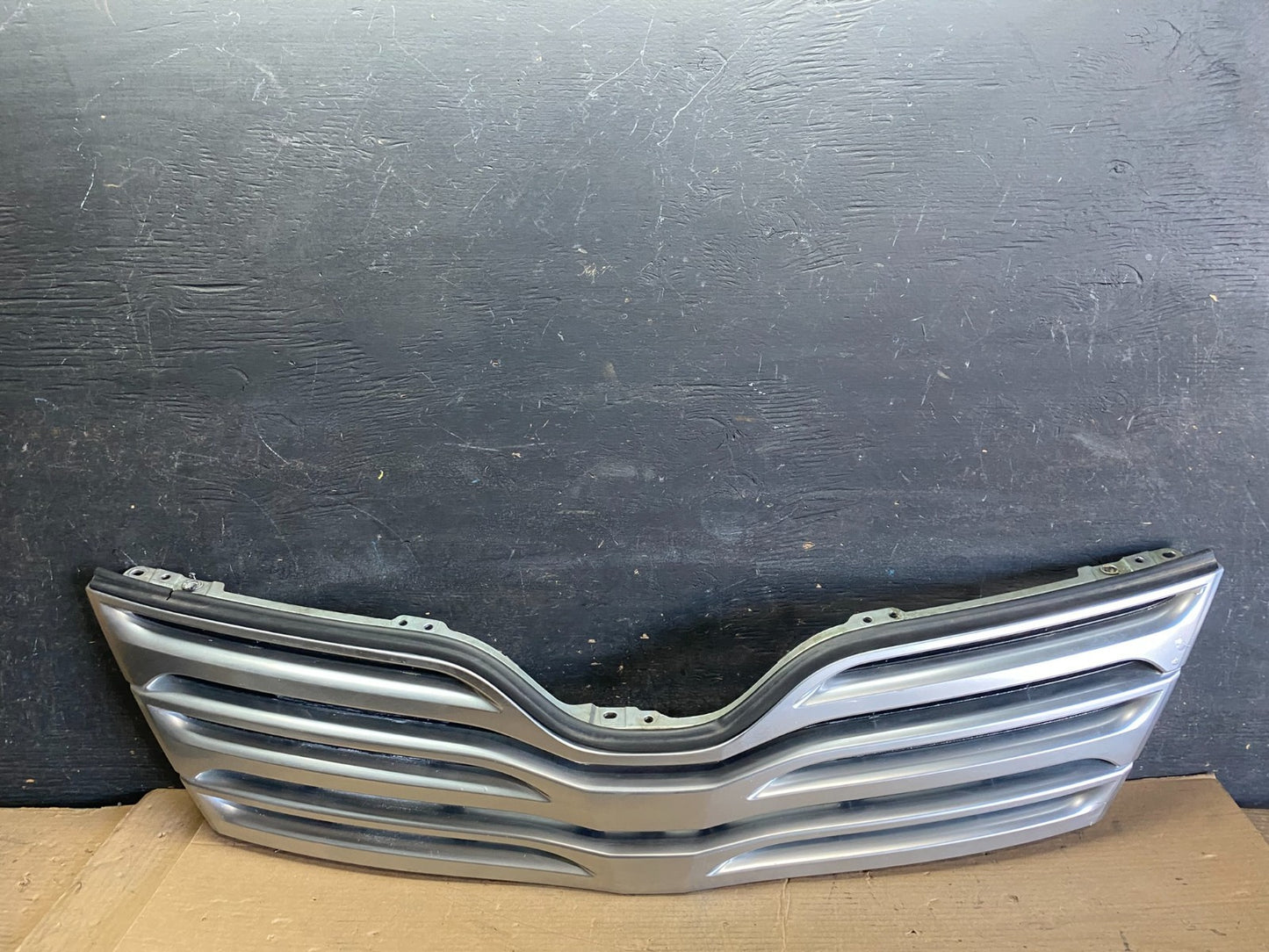 2009 to 2012 Toyota Venza Front Upper Grill Grille Oem R2159 DG0