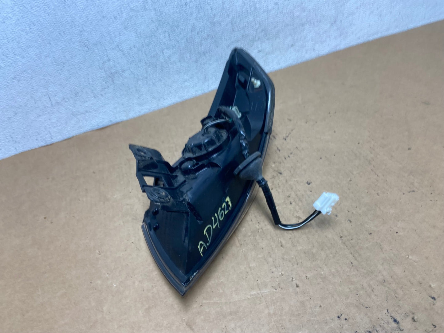 2006 to 2008 Infiniti Fx35 Left Driver Lh Smoked lens Tail Light AD4623 LK4