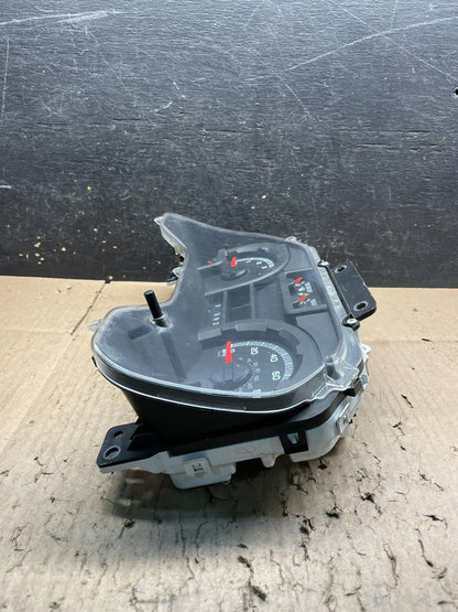 2011 to 2013 Ford E150 E250 E350 VAN Gauge Speedometer Cluster w1469 DG2