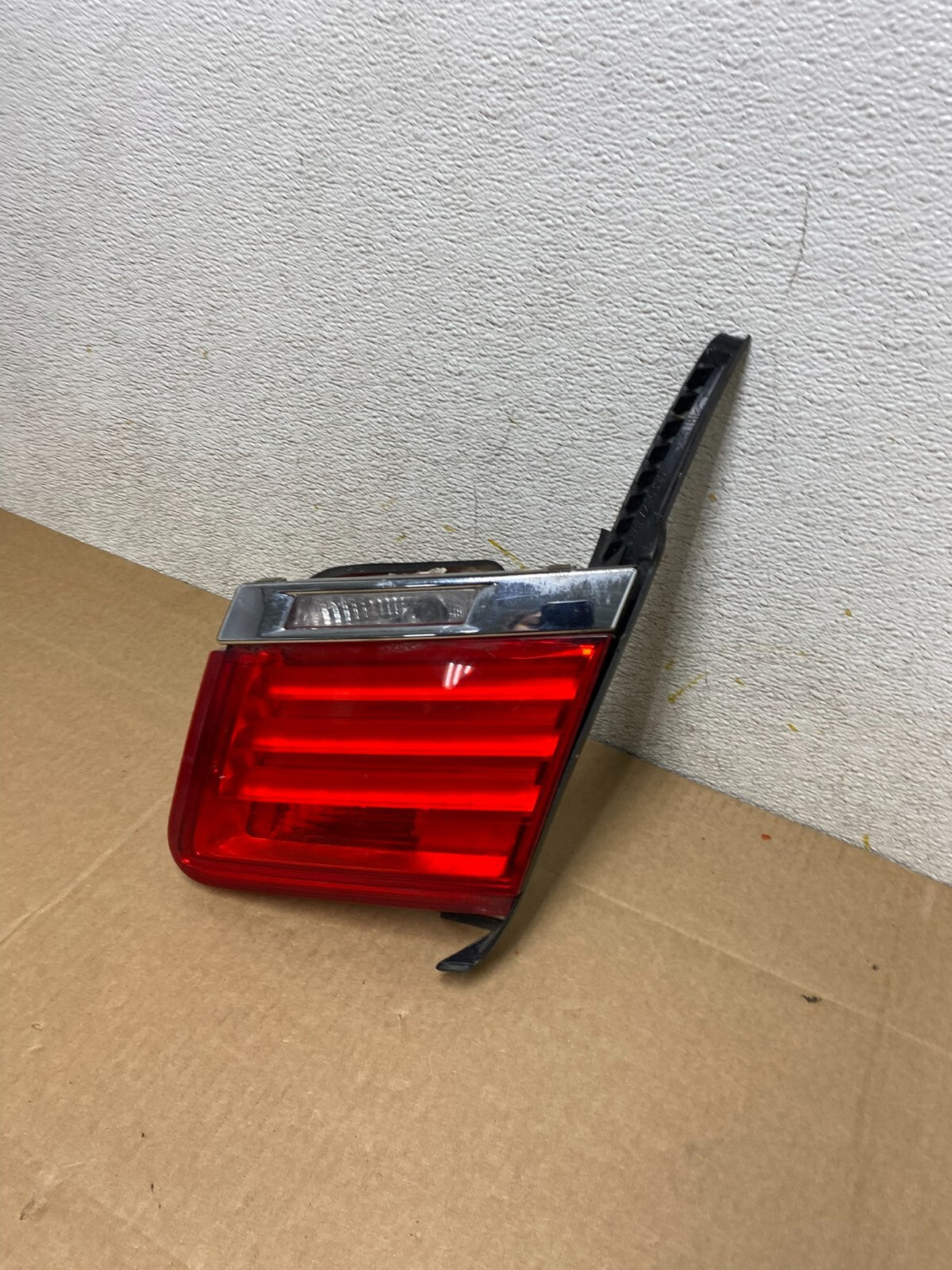 2009 - 2012 Bmw 7-Series F01 F02 750i Right Passenger Inner Tail Light O6681 DW1