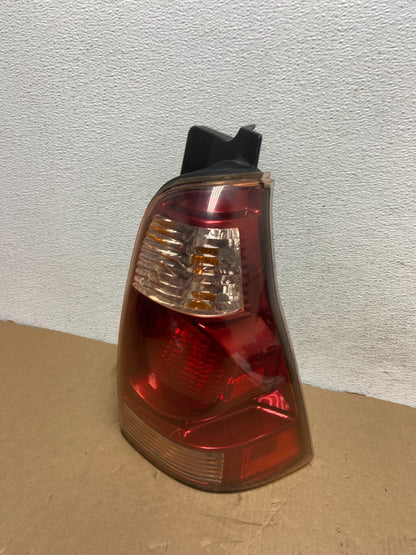 2003 2004 2005 Toyota 4Runner Right Passenger RH Side Tail Light AD7909 DG0