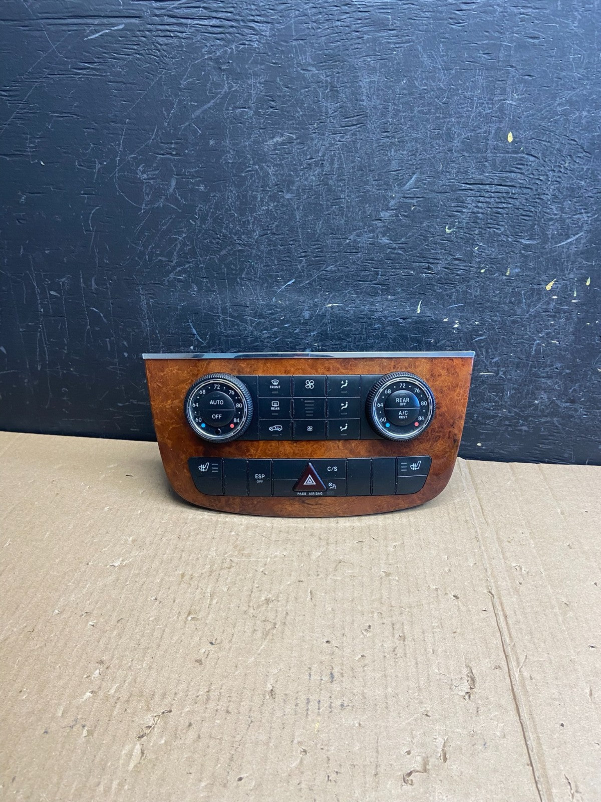 2006 to 2010 Mercedes W251 R350 AC Temp Heater Climate Control AE3844 DG0