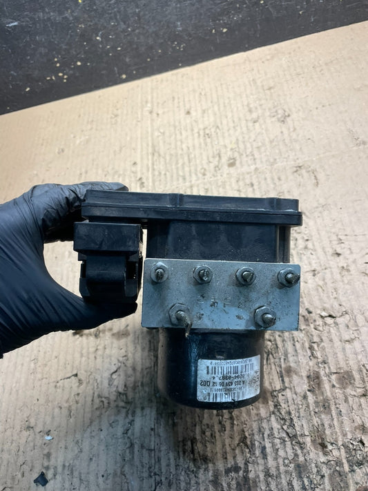 2007 to 2014 Mercedes C-Class ABS Anti Lock Brake Pump Module V5317 DG0