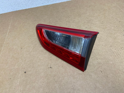 2013-2015 Infiniti JX35 QX60 Right Passenger LED Tail Light Inner AE2926 LK1