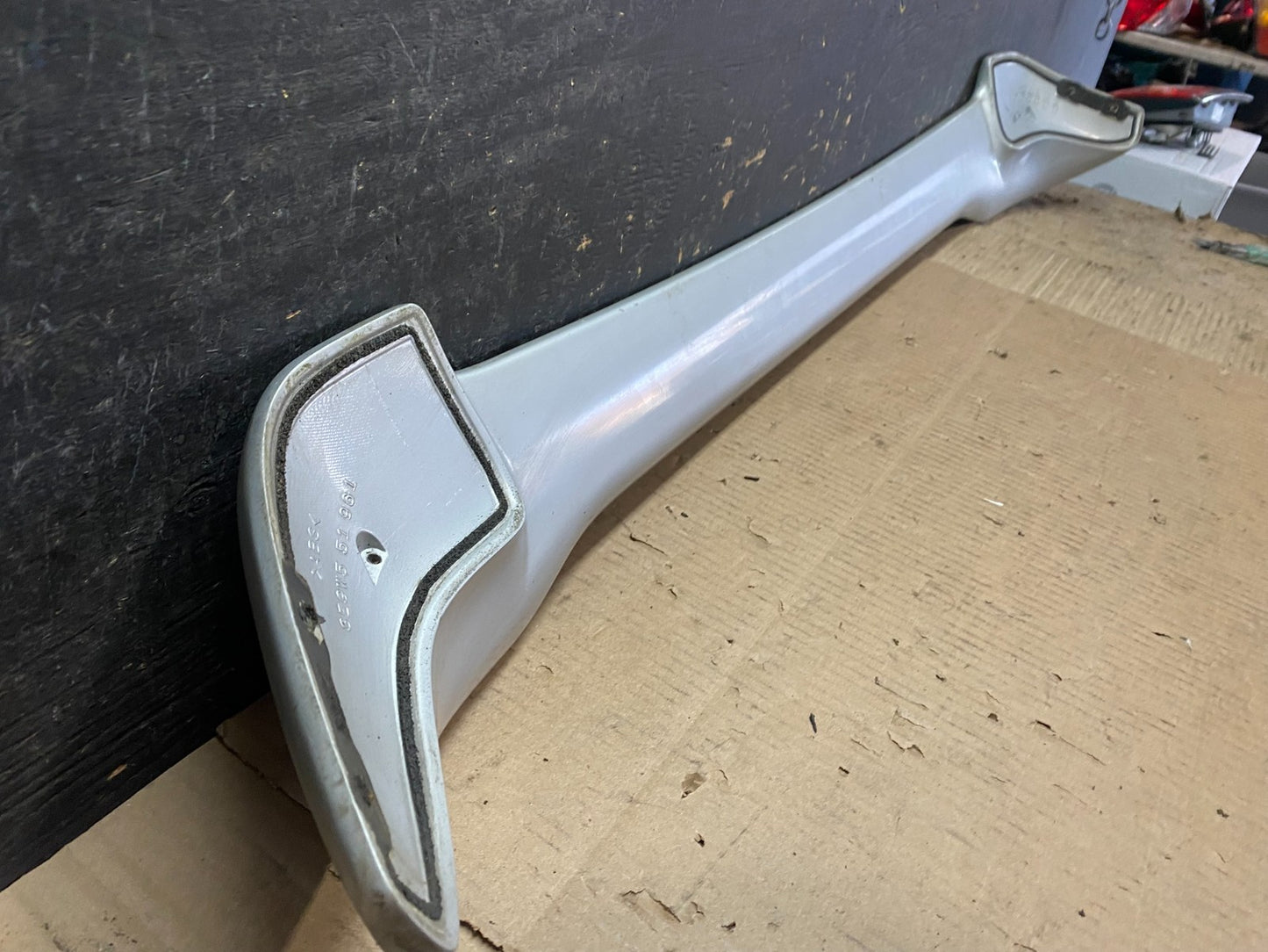 2001-2006 Mazda Tribute Rear Trunk Lid Tail Gate Lift Gate Spoiler OEM w5796 DG10