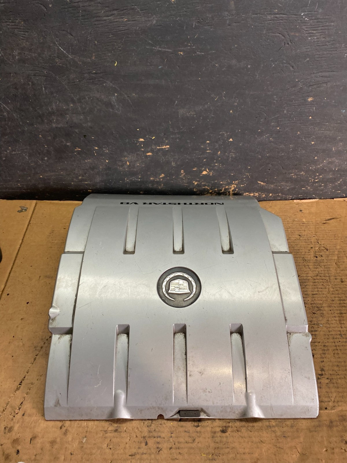 1997 to 2004 Cadillac Deville Seville Northstar Engine Motor Cover S1190 DG1