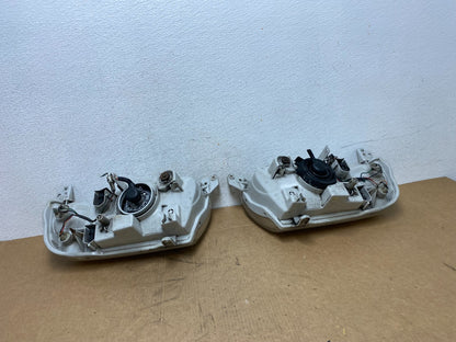 1999-2005 Suzuki Grand Vitara Left+Right Side Set Halogen Headlights AD6252 DW7