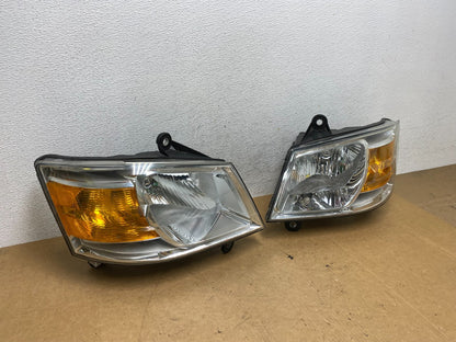 2008 to 2010 Dodge Caravan Left+Right Set Side Halogen Headlights AE3214 DW2