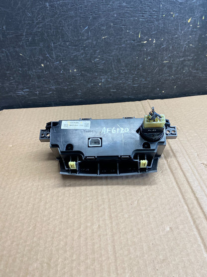 2010 - 2014 Subaru Outback Legacy A/C Heater Climate Control Unit AF6120 DG4