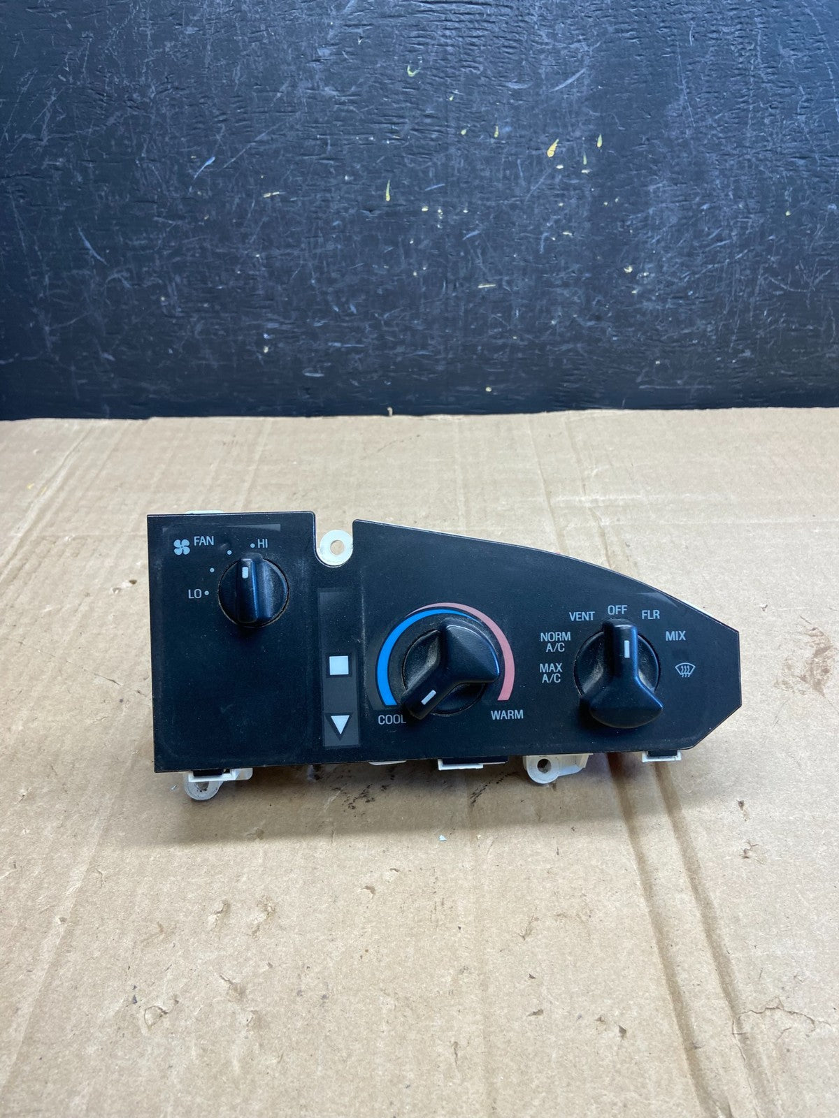 1997-2014 Ford Van Econoline E150 E250 Heater Climate Fan Control AD7188 DG0