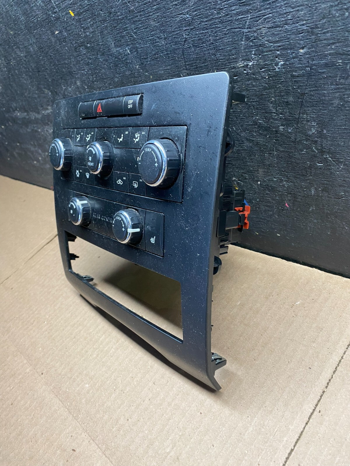 2009 2010 2011 Volkswagen Routan Ac Heater Climate Control p55111869ae C4264 DG11