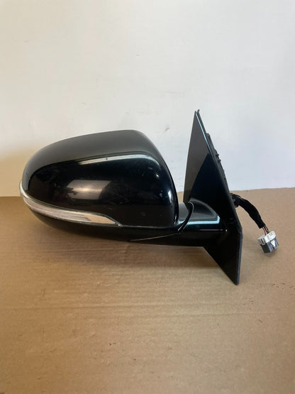 2016 to 2020 Kia Sorento Right Passenger Door Mirror Turn Signal af5642 DG0