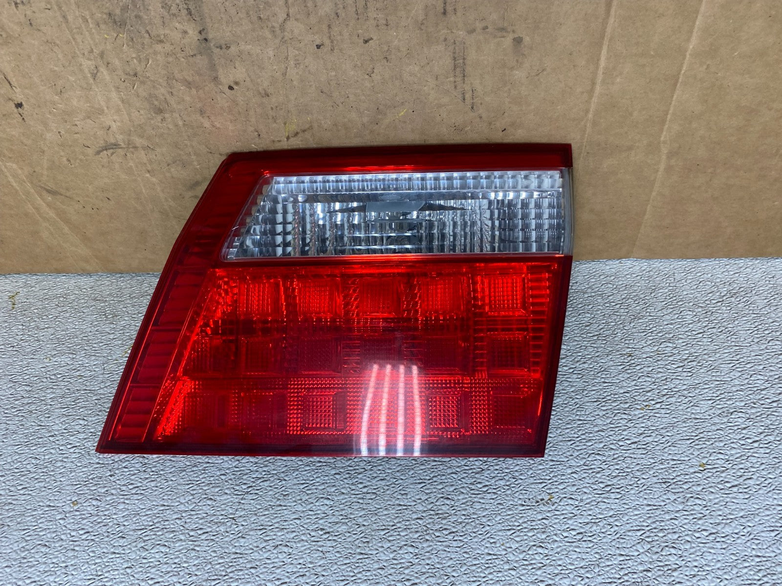2005 2006 2007 Honda Odyssey Inner Right Passenger RH Tail Light T2478 DW0